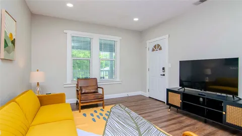 $995,000 | 213 West Warren Avenue, Tampa, FL 33602