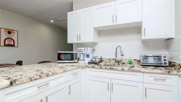 $995,000 | 213 West Warren Avenue, Tampa, FL 33602