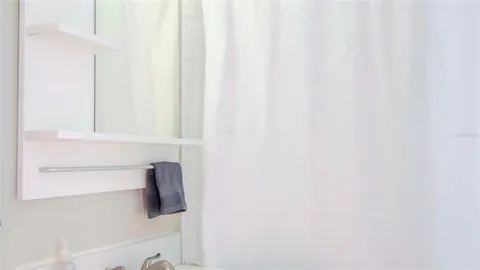 $995,000 | 213 West Warren Avenue, Tampa, FL 33602