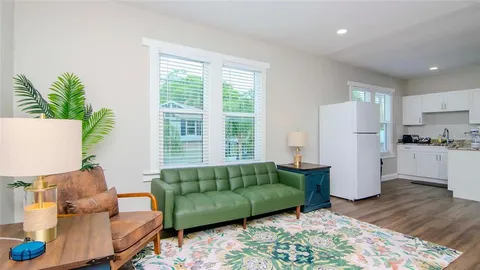 $995,000 | 213 West Warren Avenue, Tampa, FL 33602