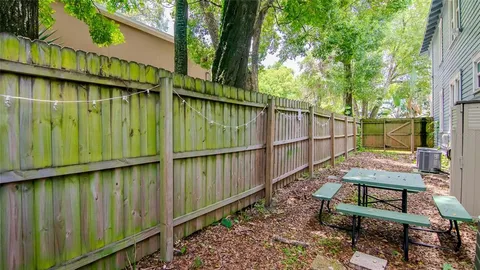 $995,000 | 213 West Warren Avenue, Tampa, FL 33602