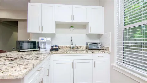 $995,000 | 213 West Warren Avenue, Tampa, FL 33602