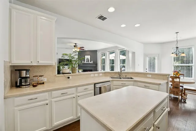 $449,900 | 420 Bentson Drive, Argyle, TX 76226