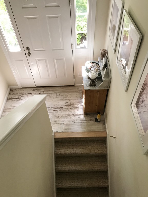 11 Glenview Street Upton, MA 01568 - Photo 4 of 29