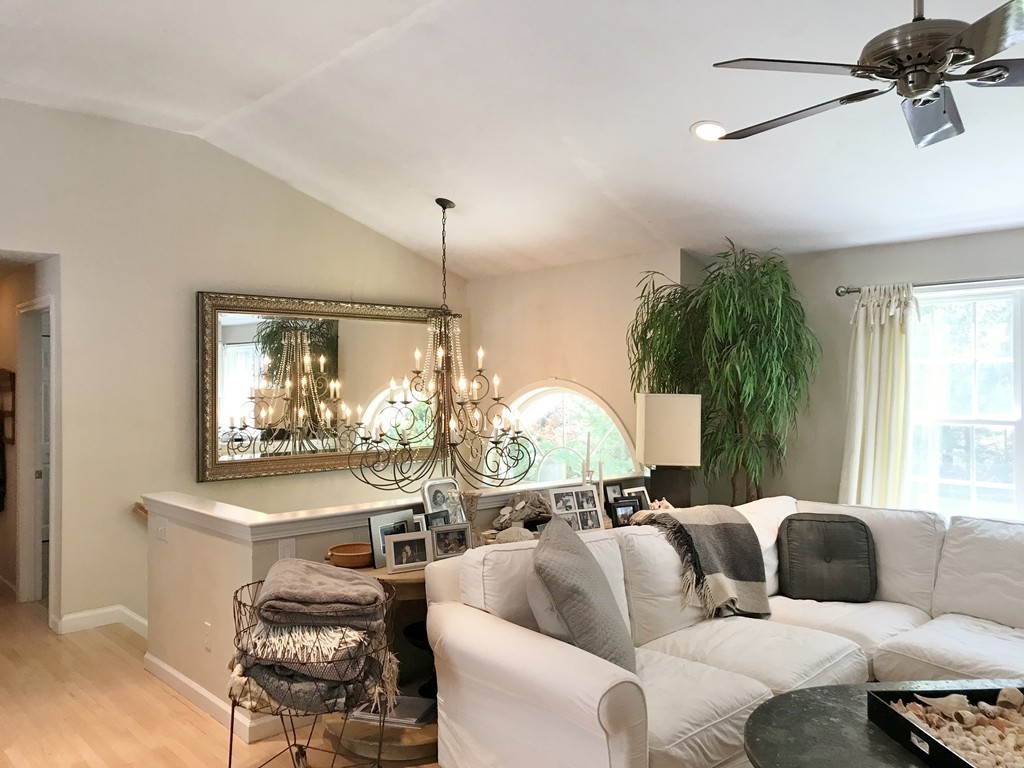 11 Glenview Street Upton, MA 01568 - Photo 5 of 29