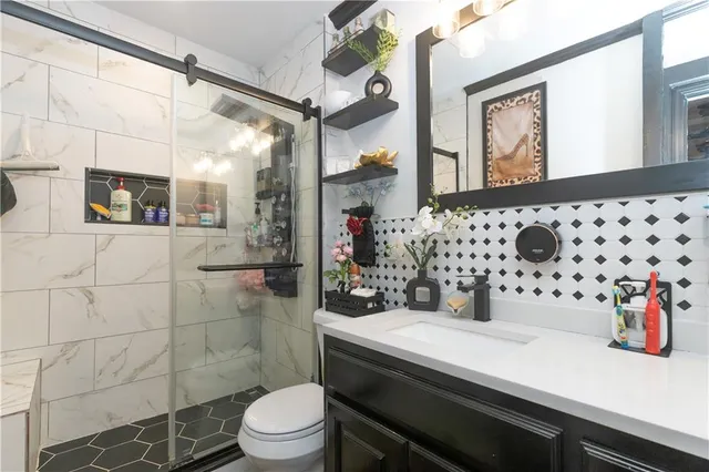 $244,900 | 9400 East 9th Street South, Independence, MO 64053