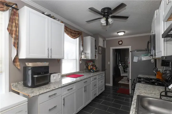 $229,900 | 9400 East 9th Street South, Independence, MO 64053
