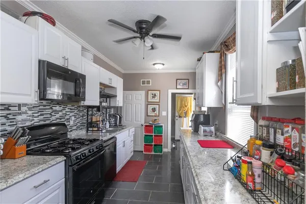 $229,900 | 9400 East 9th Street South, Independence, MO 64053