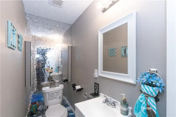$229,900 | 9400 East 9th Street South, Independence, MO 64053