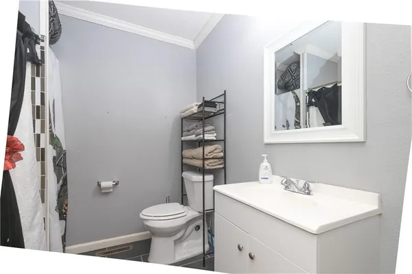 $229,900 | 9400 East 9th Street South, Independence, MO 64053