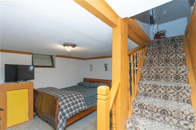 $244,900 | 9400 East 9th Street South, Independence, MO 64053