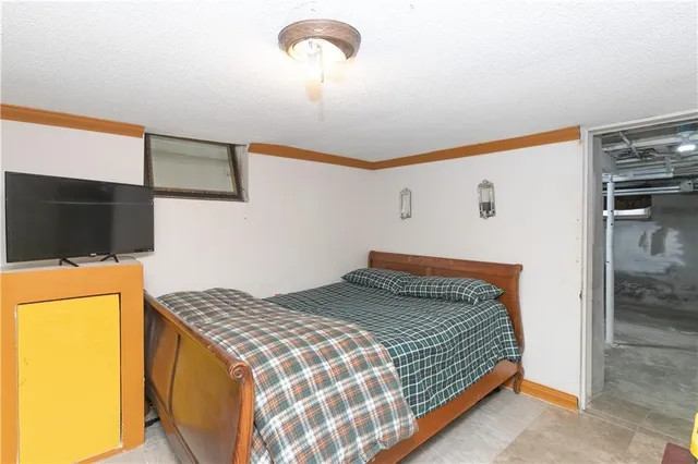 $244,900 | 9400 East 9th Street South, Independence, MO 64053