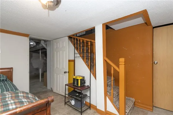 $229,900 | 9400 East 9th Street South, Independence, MO 64053