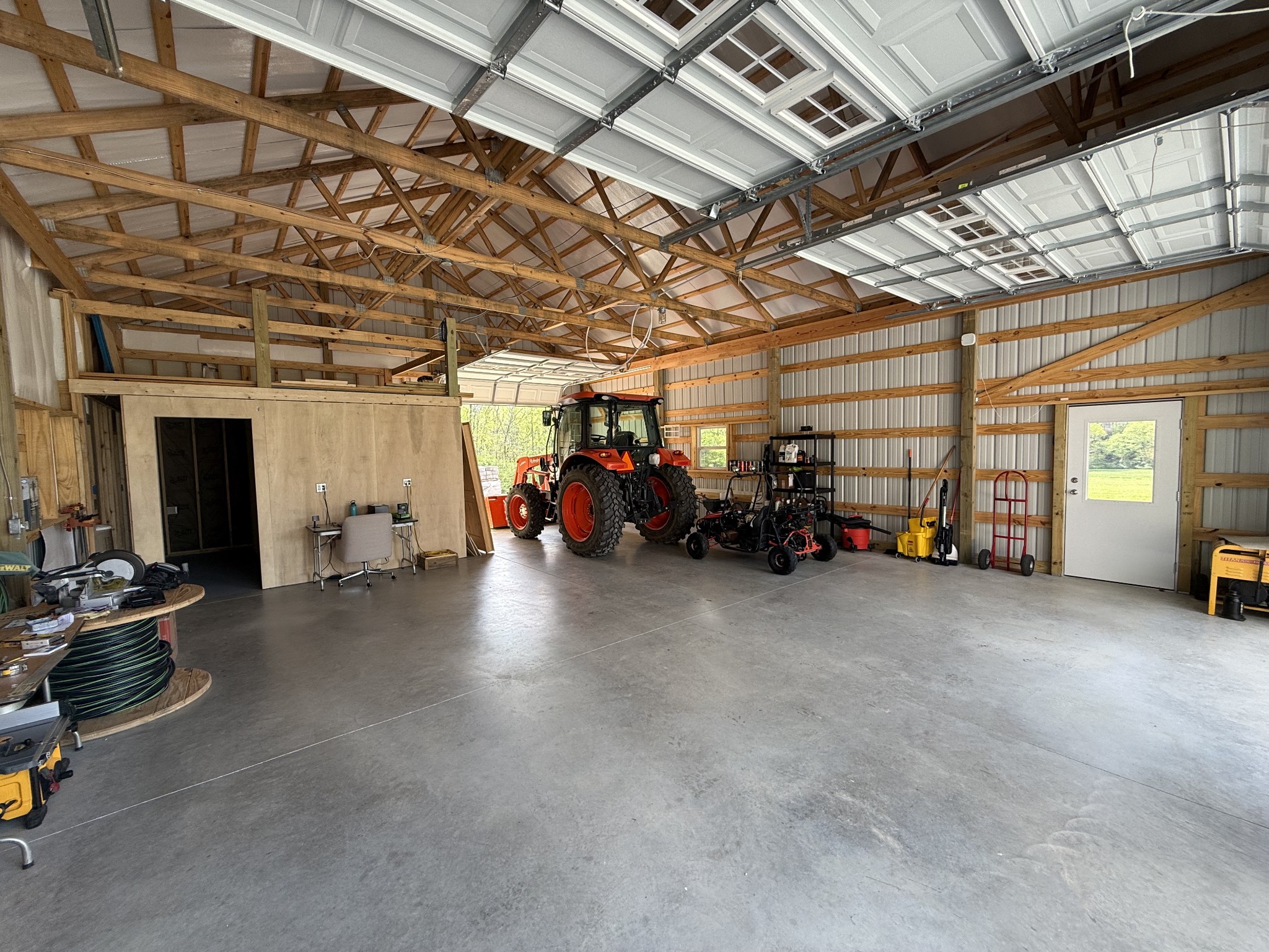 109 Rascal Town Road Loretto, TN 38469 - Photo 28 of 43 a view of a room with gym equipment