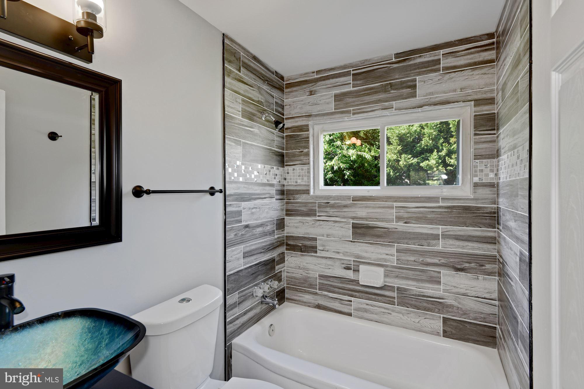 5919 Charnwood Road Baltimore, MD 21228 - Photo 22 of 33