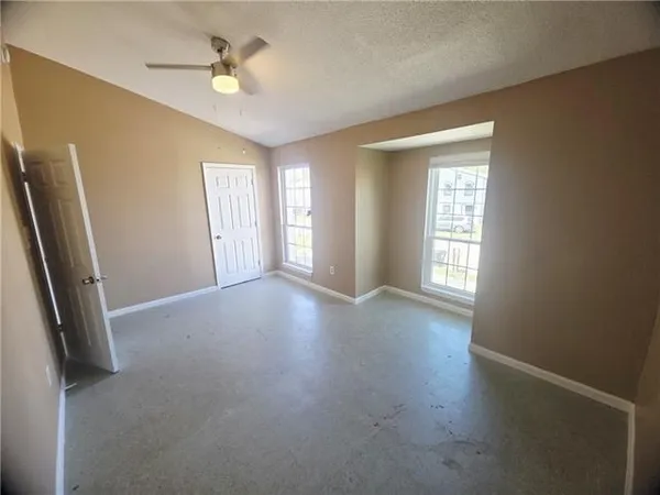 $1,600 | 6910 Bunker Hill Road, New Orleans, LA 70127