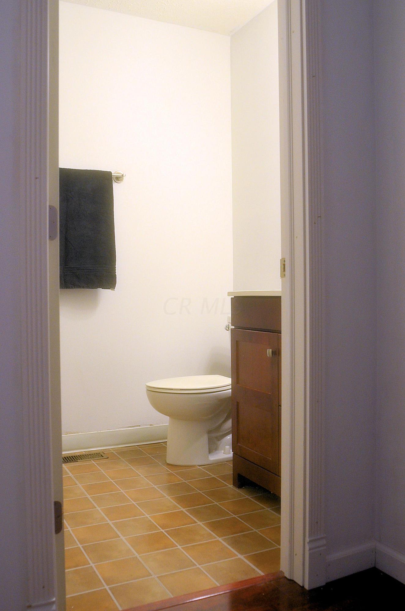 2884 Barrows Road Columbus, OH 43232 - Photo 21 of 26 Gallery Image 21