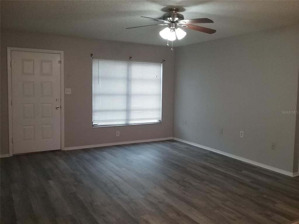 9244 Barrington Lane Port Richey, FL 34668 - Photo 3 of 10