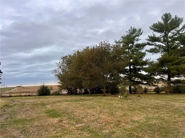 $134,900 | 8785 Northwest Glenwood Road, Amity, MO 64422