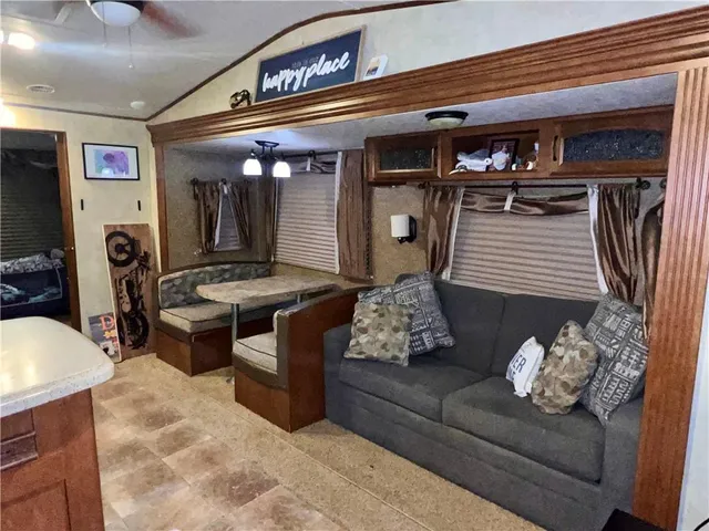 $134,900 | 8785 Northwest Glenwood Road, Amity, MO 64422