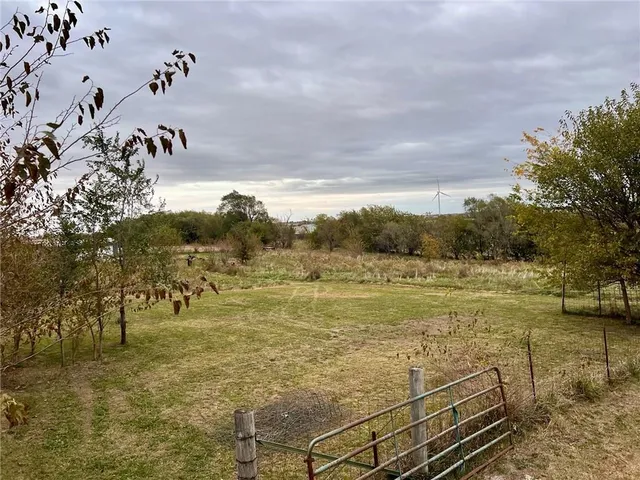 $134,900 | 8785 Northwest Glenwood Road, Amity, MO 64422