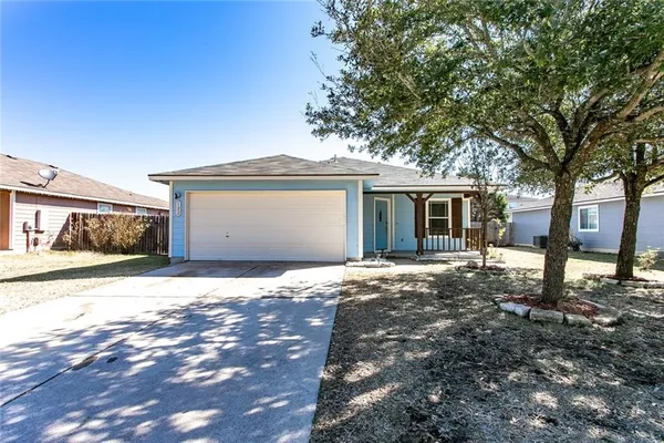 $1,740 | 122 Quail Hollow Drive, Hutto, TX 78634