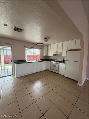 $1,700 | 5947 Via La Contera Drive, Las Vegas, NV 89122