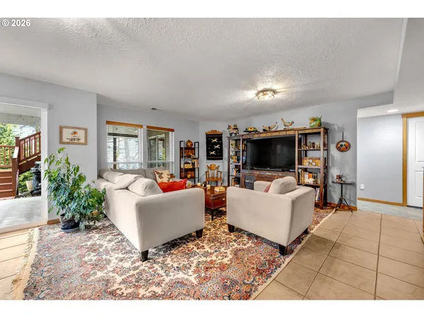 $675,000 | 1261 Southwest Binford Lake Parkway, Gresham, OR 97080