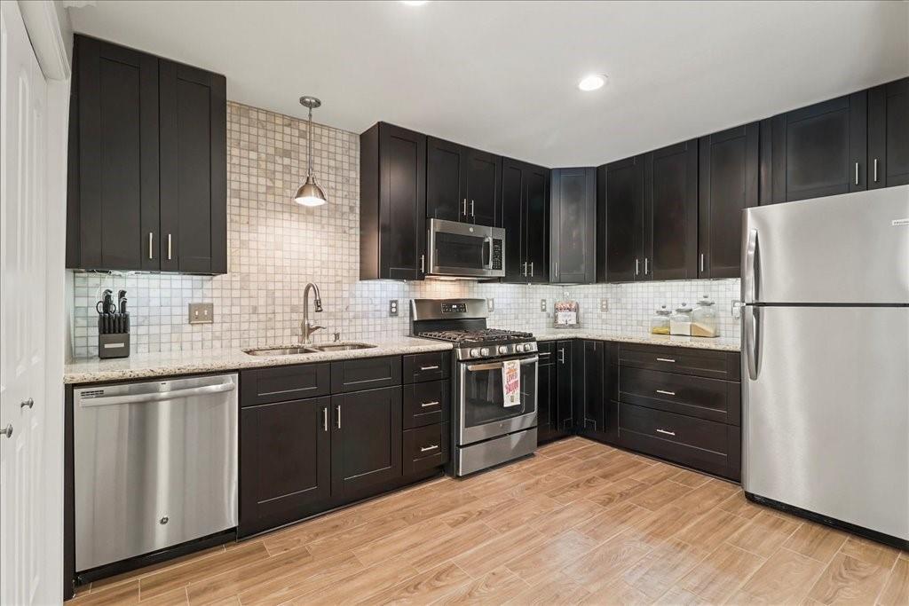 2405 Haring Road Metairie, LA 70001 - Photo 5 of 21 Gallery Image 5
