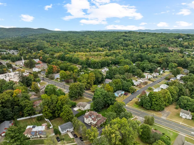 $5,000 | 2750 Whitney Avenue, Hamden, CT 06518