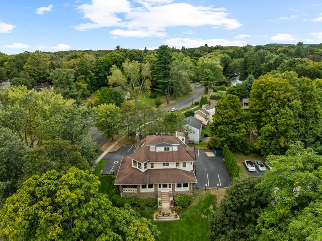 $5,000 | 2750 Whitney Avenue, Hamden, CT 06518