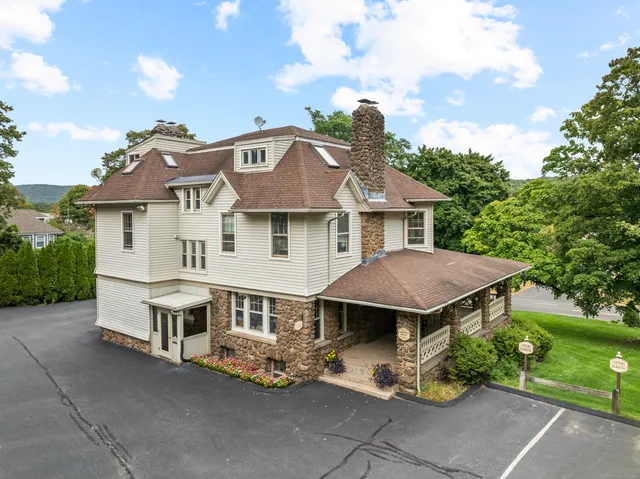 $5,000 | 2750 Whitney Avenue, Hamden, CT 06518