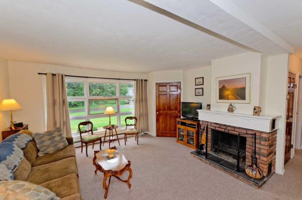 25 Locust Grove Road Greenfield, NY 12866 - Photo 4 of 23 Photo 4