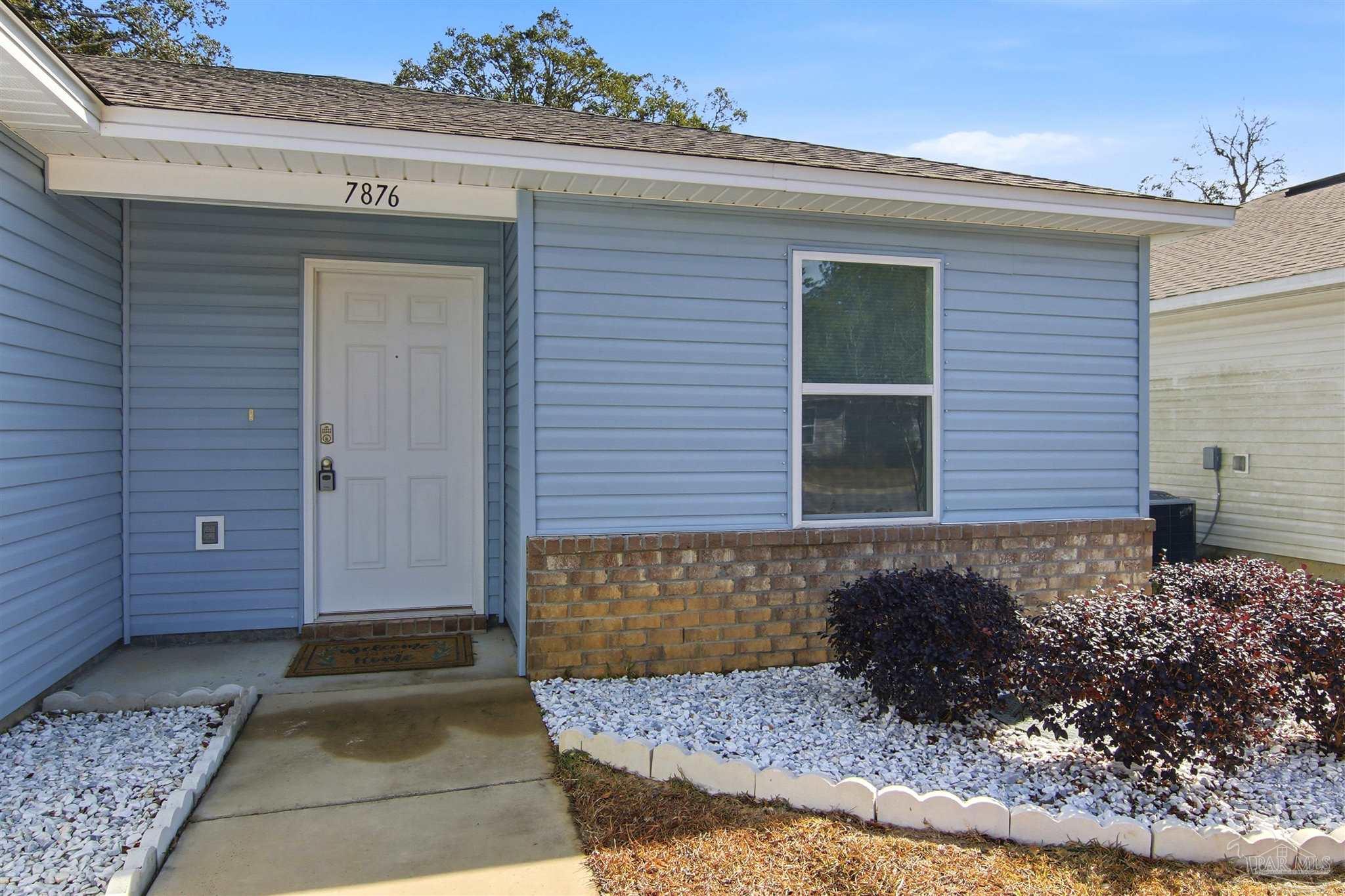 7876 Maxton Road Pensacola, FL 32514 - Photo 5 of 33