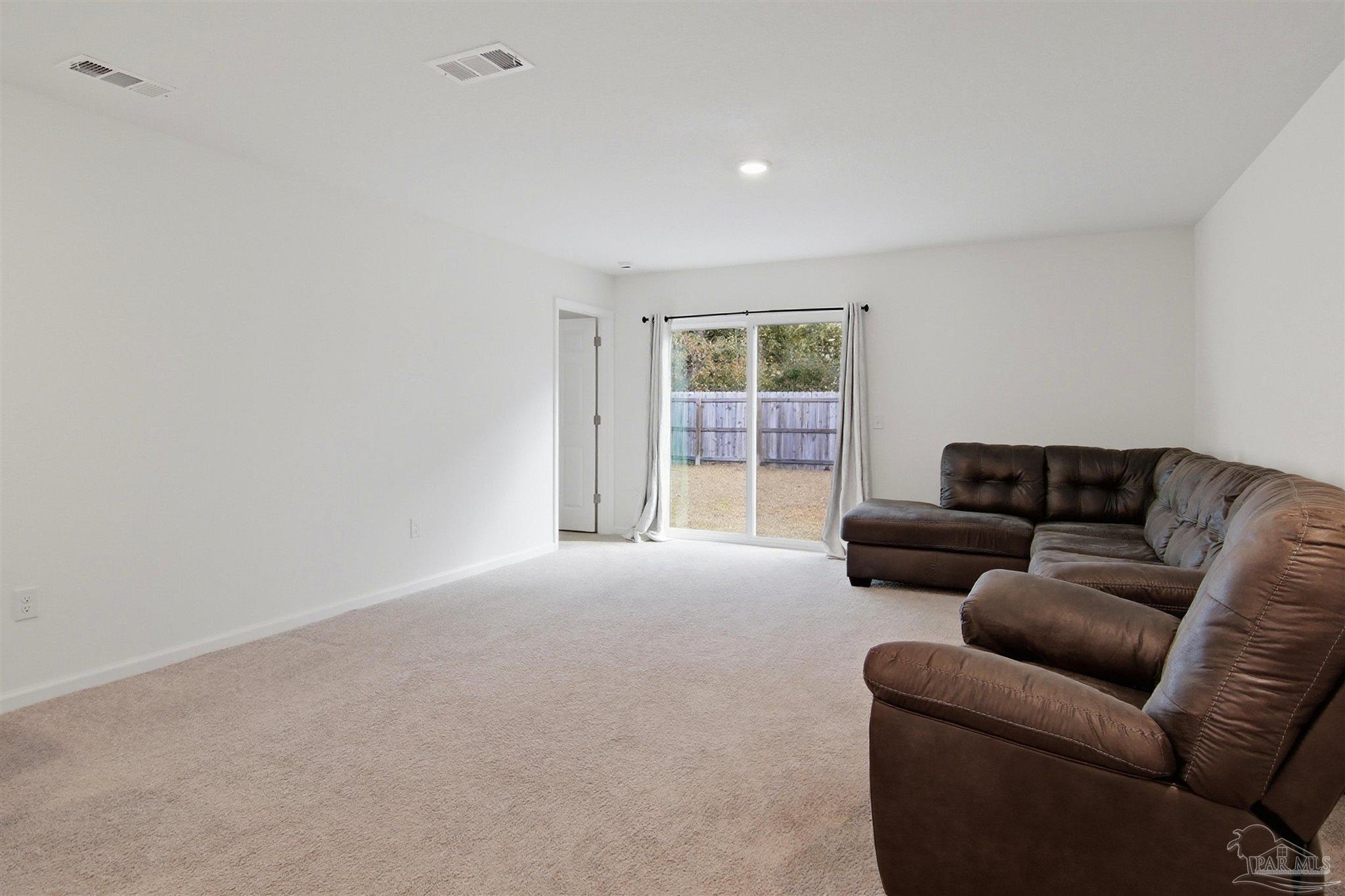 7876 Maxton Road Pensacola, FL 32514 - Photo 7 of 33