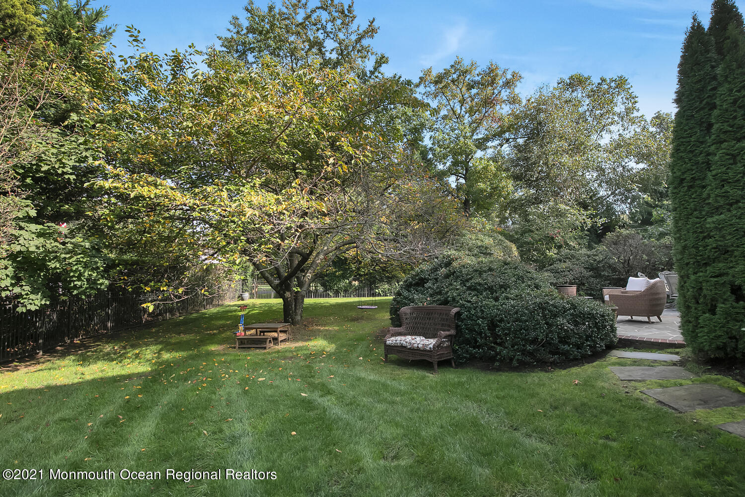 162 Black Point Road Rumson, NJ 07760 - Photo 49 of 58 Side