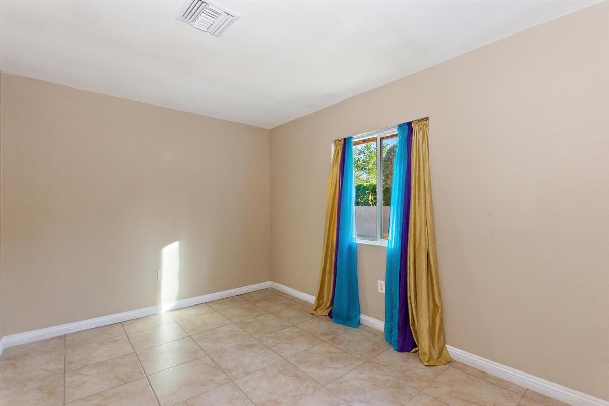 1125 East Racquet Club Road Palm Springs, CA 92262 - Photo 16 of 29 12-Bedroom 2