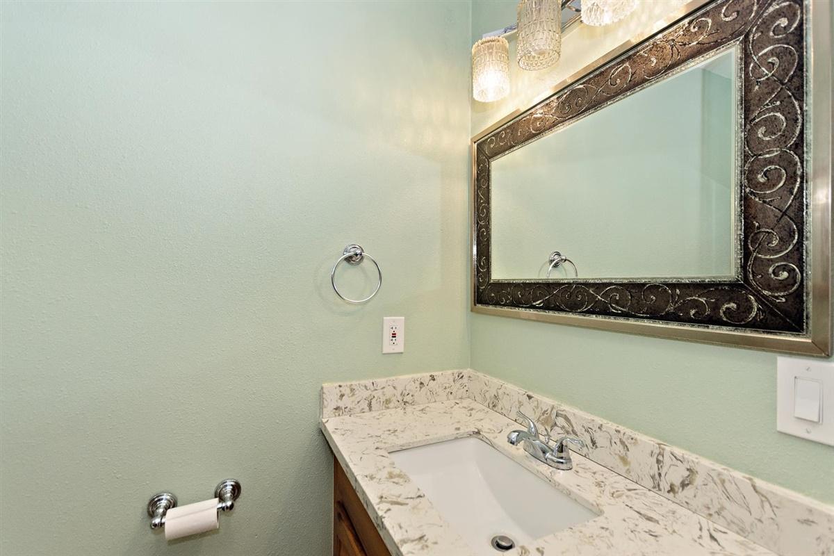 1125 East Racquet Club Road Palm Springs, CA 92262 - Photo 22 of 29 18-Master Bathroom