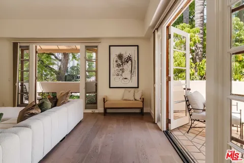 $2,150,000 | 9024 Cynthia Street, Unit 204, West Hollywood, CA 90069