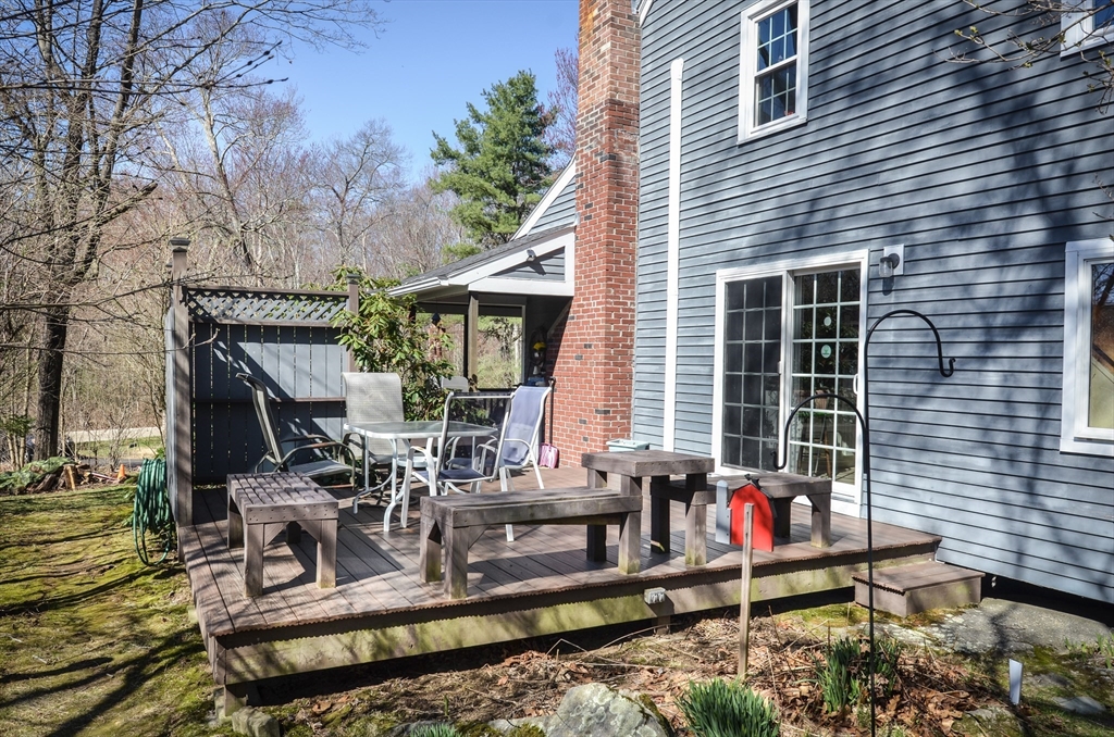 60 Marlboro Road Berlin, MA 01503 - Photo 4 of 34