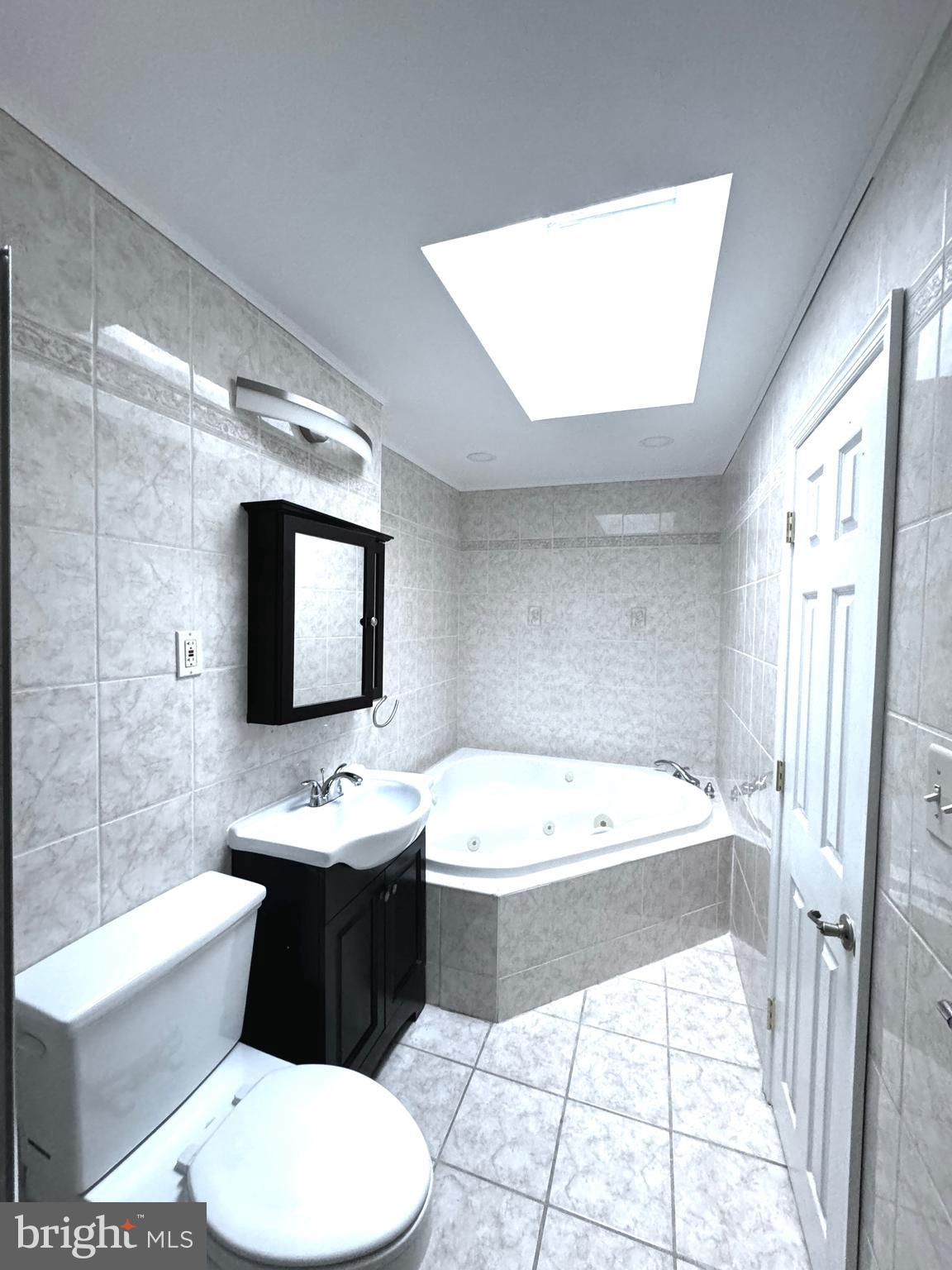 121 Rennard Place Philadelphia, PA 19116 - Photo 14 of 23