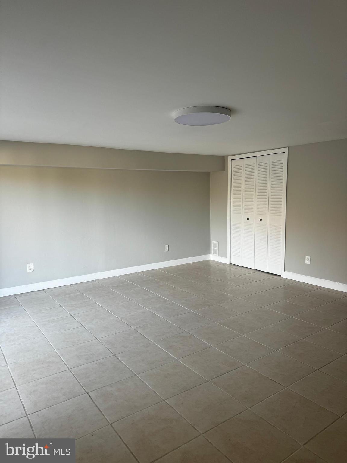 121 Rennard Place Philadelphia, PA 19116 - Photo 19 of 23