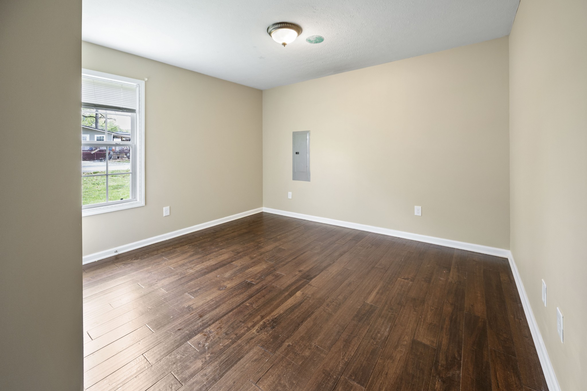 406 Cherry Street Decherd, TN 37324 - Photo 14 of 33