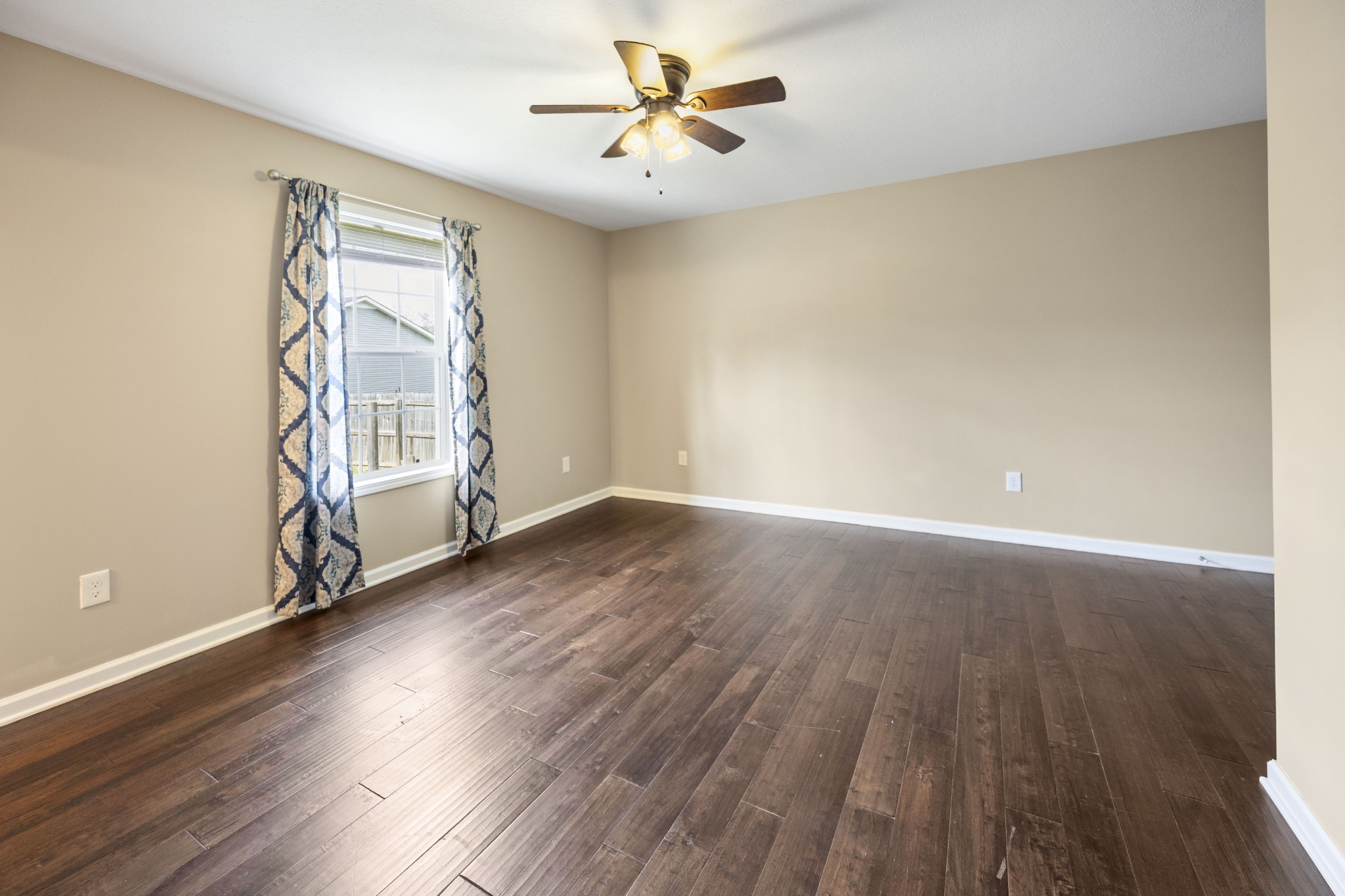 406 Cherry Street Decherd, TN 37324 - Photo 8 of 33