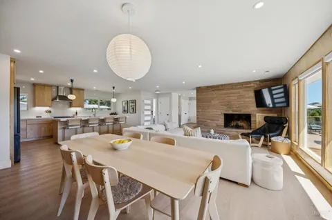 $1,549,000 | 15 Brainerd Avenue, Petaluma, CA 94952