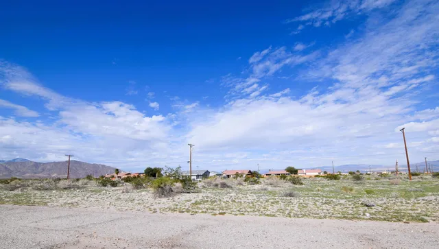 $13,500 | 1570 Arctic Avenue, Thermal, CA 92274