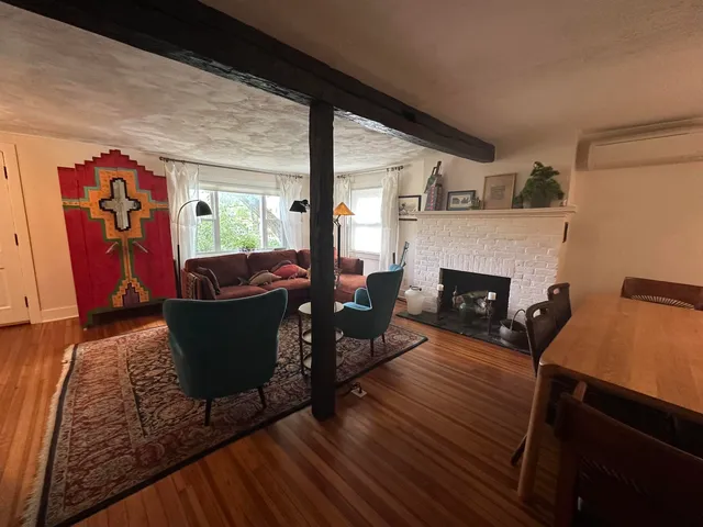 $2,500 | 51 Spruce Street, Manchester, VT 05255