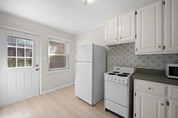 $805 | 521 Hawkins Road, Unit 2, Clarksville, TN 37040