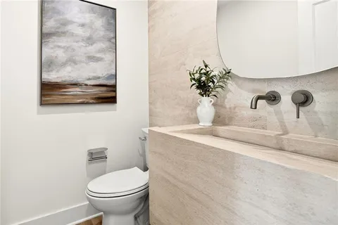 $1,275,000 | 2603 Kings Lake Court Northeast, Atlanta, GA 30345