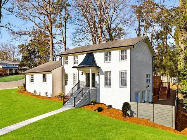 $1,300,000 | 2603 Kings Lake Court Northeast, Atlanta, GA 30345